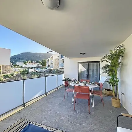 De Type T3 - Avec Piscine *